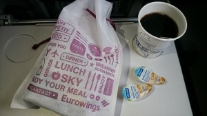 Kávový trénink začal již v letadle :-)